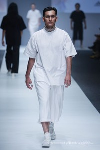 LMT by Tarra Budiman Grazia Jakarta Fashion Week 2016 at Senayan City. Jakarta. [Foto: Mohammad Abduh/Wolipop]