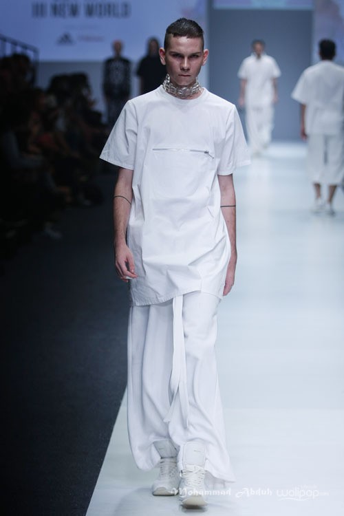 LMT by Tarra Budiman Grazia Jakarta Fashion Week 2016 at Senayan City. Jakarta. [Foto: Mohammad Abduh/Wolipop]