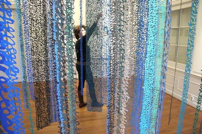 Seniman Kolombia Bikin Instalasi dari Kata-kata Puitis