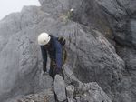 Jalur Tali Mengerikan ke Puncak Carstensz
