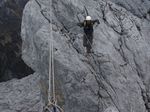 Jalur Tali Mengerikan ke Puncak Carstensz