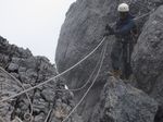 Jalur Tali Mengerikan ke Puncak Carstensz