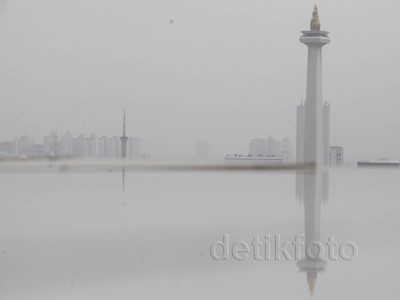 Jakarta Berkabut