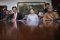 Hal itu dilakukan oleh PT Godang Tua Jaya (GTJ) dan Navigat Organic Energy Indonesia (NOEI) sebagai bentuk penolakan pemutusan hubungan kerja sama secara sepihak.