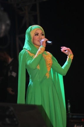 Risti Ideris Bicara Soal Hijab dan Karier di Musik Dangdut