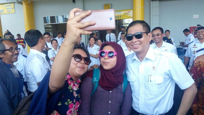 Jonan Panggil Bos KAI Gara-gara KRL Kerap Bermasalah