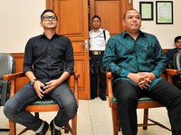 Sidang cerai Masayu Anastasia dan Lembu Wiworo Jati kembali digelar, Selasa (3/11/2015). Namun, Masayu tidak hadir dalam sidang tersebut. Pool/Noel/detikFoto.