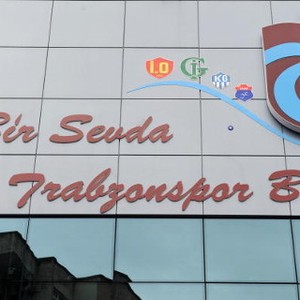 Kunci Wasit di Ruang Ganti, Sejumlah Petinggi Klub Ini Disanksi