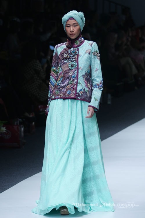 Chintami Atmanagara Trone. Jakarta Fashion Week 2016 at Senayan City. Jakarta. [Foto: Mohammad Abduh/Wolipop]