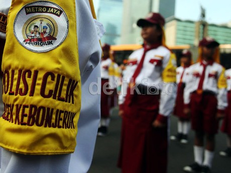 #nodrivingunder17, Polisi Andalkan Polisi Cilik