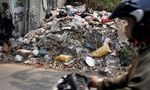 Sampah Menumpuk di Kawasan Manggarai
