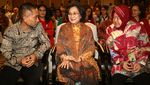 Bupati Batang dan Risma Raih Bung Hatta Award