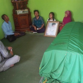 Sebelum Meninggal, Misye Arsita Minta Dibuatkan Gazebo untuk Bersantai Sebelum Meninggal, Misye Arsita Minta Dibuatkan Gazebo untuk Bersantai