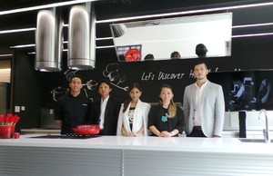 Di Modena Flagship Store Semua Peralatan Dapur Boleh Dicoba