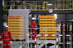Shell Buka Pabrik Pelumas Terbesar di RI