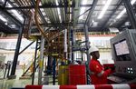Shell Buka Pabrik Pelumas Terbesar di RI
