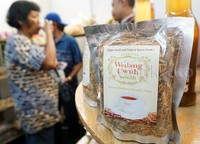 Berbagai produk UKM dari 34 provinsi dipamerkan. Pool/Alfathir Yulianda/detikFoto.