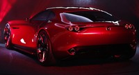 Mesin rotary memiliki konstruksi yang unik, menghasilkan tenaga melalui gerakan memutar dari rotor triangular. Meski pengembangan mesin ini cukup sulit, mesin rotary cukup sukses. Pool/dok. Mazda.