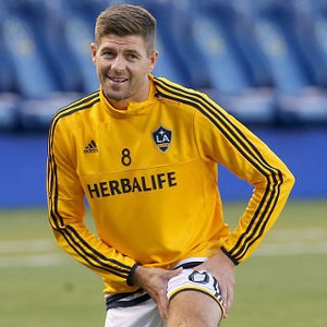 Klopp: Gerrard Boleh Berlatih bersama Liverpool, tapi Tidak Lebih