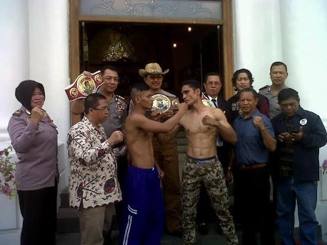 Sabuk Emas Nasional, Roy Muklis Targetkan Menang KO