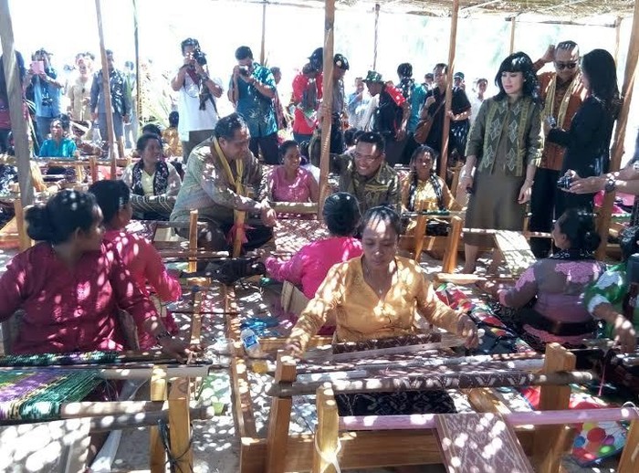 Menperin: Produk Tenun Rote Diminati Pasar Internasional