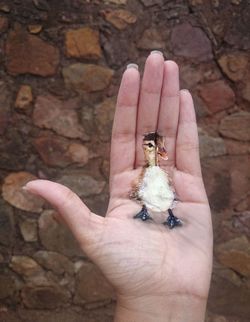 Gambar 3D yang Seakan Hidup di Telapak Tangan