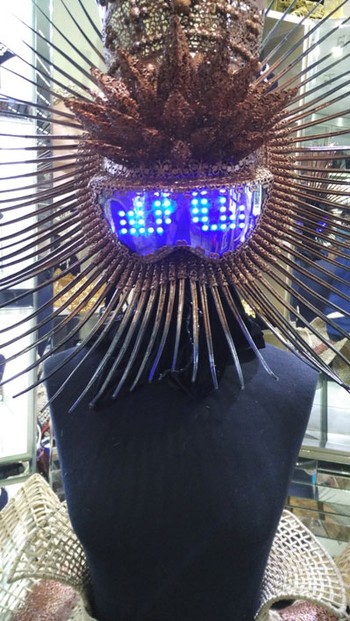 Laddy Warior telah dipamerkan di Jakarta Fashion Week 2015 pada 31 Oktober