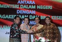 Dalam kerjasama yang tertuang dalam nota kesepahaman tersebut, seluruh pihak sepakat untuk memastikan implementasi serta optimalisasi penyelenggaraan jaminan sosial di daerah, yang merupakan program strategis nasisnal dengan memberdayakan pemerintah daerah secara optimal. Ist/BPJS.