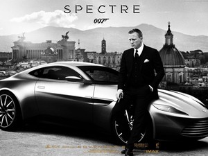 Mencicipi Gaya Hidup James Bond