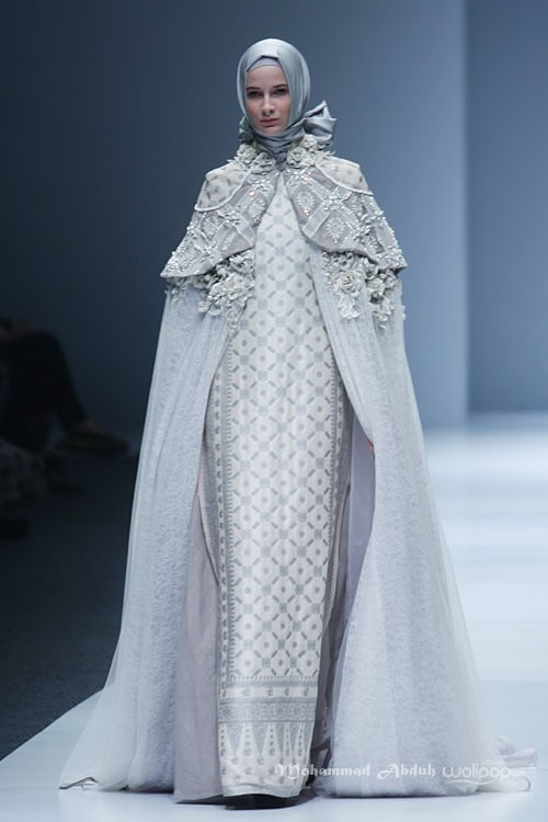 Ayu Diah Andari Trone. Jakarta Fashion Week 2016 at Senayan City. Jakarta. [Foto: Mohammad Abduh/Wolipop]