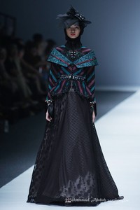 Kursein Karzai Trone. Jakarta Fashion Week 2016 at Senayan City. Jakarta. [Foto: Mohammad Abduh/Wolipop]