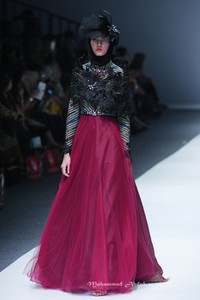 Kursein Karzai Trone. Jakarta Fashion Week 2016 at Senayan City. Jakarta. [Foto: Mohammad Abduh/Wolipop]
