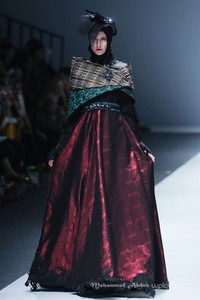 Kursein Karzai Trone. Jakarta Fashion Week 2016 at Senayan City. Jakarta. [Foto: Mohammad Abduh/Wolipop]