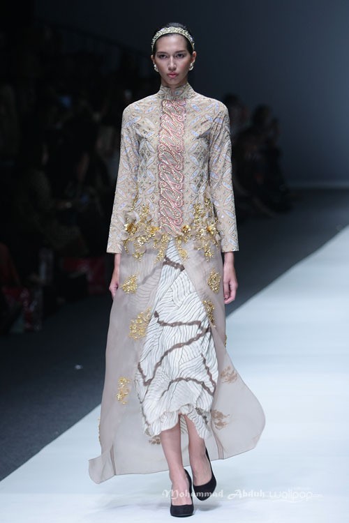 Khanaan Shamlan Trone. Jakarta Fashion Week 2016 at Senayan City. Jakarta. [Foto: Mohammad Abduh/Wolipop]