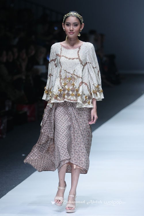 Khanaan Shamlan Trone. Jakarta Fashion Week 2016 at Senayan City. Jakarta. [Foto: Mohammad Abduh/Wolipop]