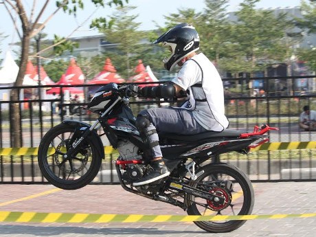 7.000 Pelajar Siap Rasakan Ketangguhan New Honda Sonic 150R