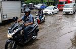 Genangan Air di Jalan Raya Cikini