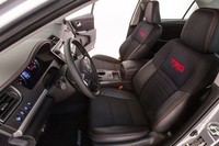 Namun bicara soal transmisi, Corolla ini akan memiliki transmisi yang sama seperti Corolla standar yakni transmission continuously variable dan 6 percepatan manual. Pool/Worldcarfans.
