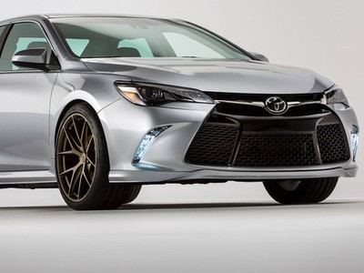 Ini Paras Toyota Camry dan Corolla TRD di Las Vegas