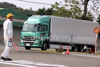 Tiga jenis truk besar coba dijajal mulai dari Quon (Automatic Transmition), Quester (Manual Transmition) dan Quondor (Manual Transmition), di tiga jenis trek yang berbeda, yaitu trak speed, skill dan offroad.