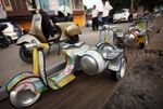 Miniatur Vespa dari Kaleng Bekas