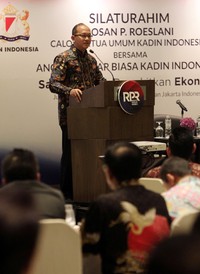 Rosan menyampaikan tentang pentingnya peran aktif asosiasi-asosiasi bisnis untuk memajukkan perekonomian Indonesia. Pool/Dok. Kadin.
