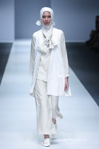 Etu by Restu Anggraeni Beginning Ethical Fashion. Jakarta Fashion Week 2016 at Senayan City. Jakarta. [Foto: Mohammad Abduh/Wolipop]