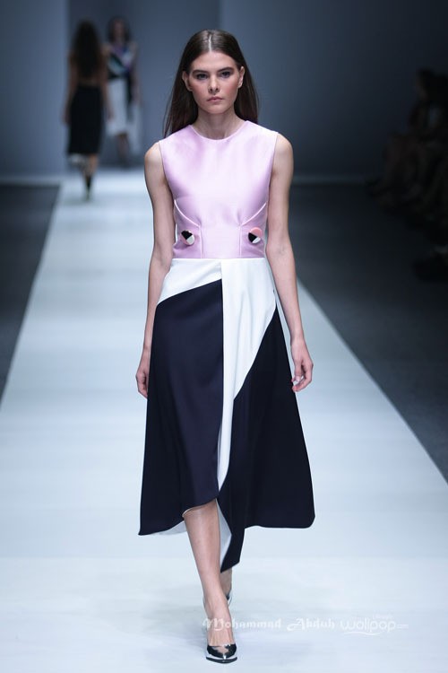 Friderich Herman Beginning Ethical Fashion. Jakarta Fashion Week 2016 at Senayan City. Jakarta. [Foto: Mohammad Abduh/Wolipop]