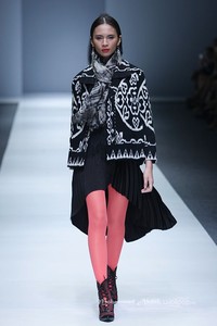 Merdi Sihombing Beginning Ethical Fashion. Jakarta Fashion Week 2016 at Senayan City. Jakarta. [Foto: Mohammad Abduh/Wolipop]