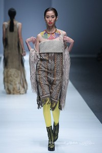 Merdi Sihombing Beginning Ethical Fashion. Jakarta Fashion Week 2016 at Senayan City. Jakarta. [Foto: Mohammad Abduh/Wolipop]