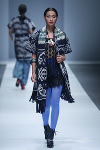 Merdi Sihombing Beginning Ethical Fashion. Jakarta Fashion Week 2016 at Senayan City. Jakarta. [Foto: Mohammad Abduh/Wolipop]