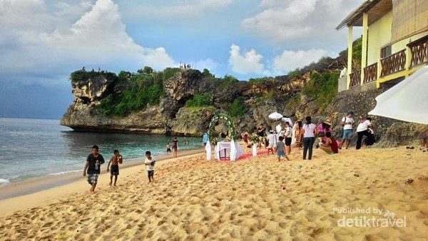 Pantai Balangan Pesona Pantai Bali Yang Sebenarnya