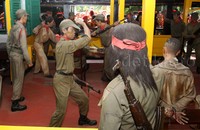 Japto juga melihat biorama rumah penyiksaan. Pool/Lamhot Aritonang/detikFoto.