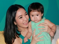 Gisel dan Gempi saat ditemui di Hotel Le Meridien, Sudirman, Jakarta Pusat, Selasa (10/11/2015). Pool/Gus Mun/detikFoto.